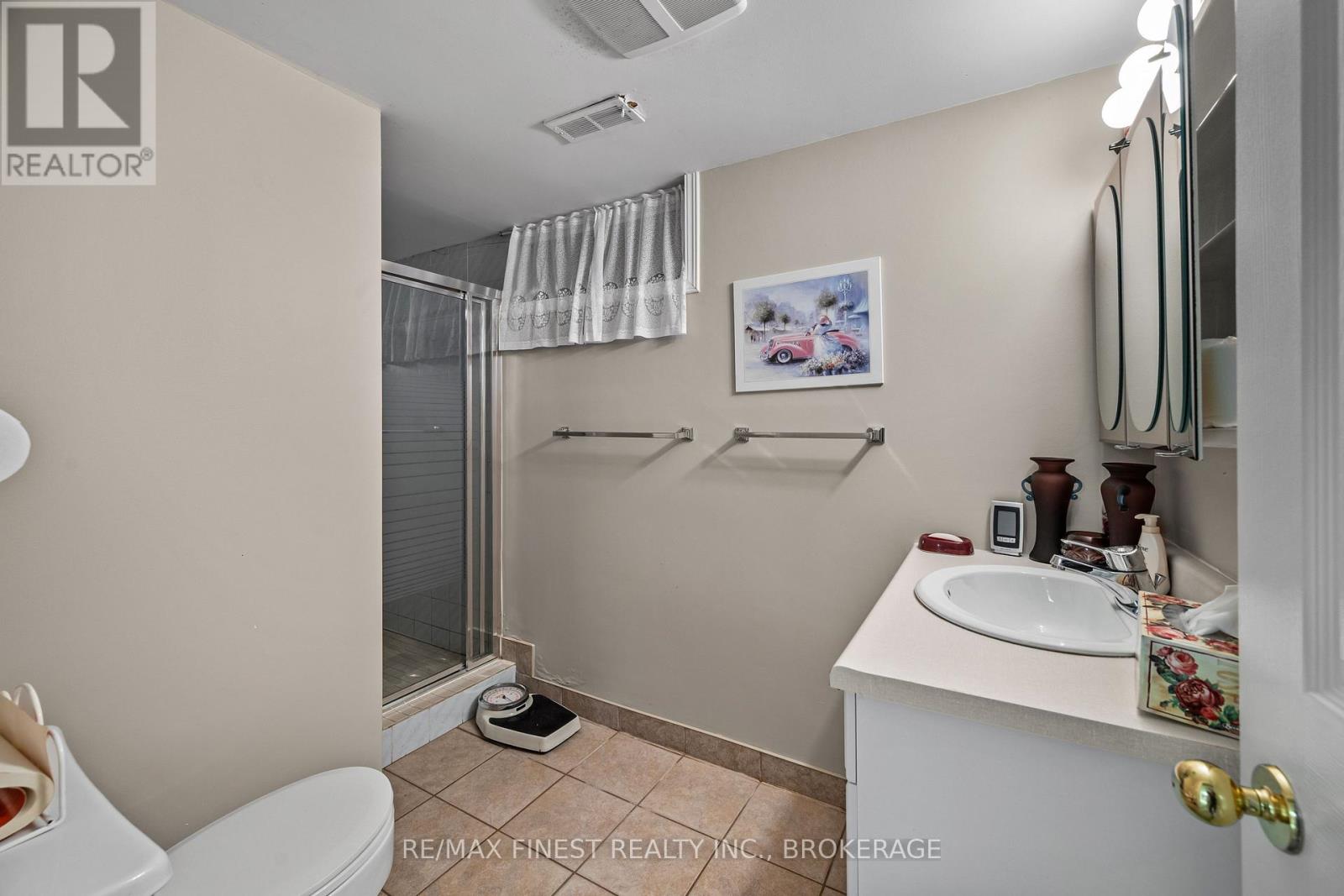 32 Howe Island Drive Property Photo 32