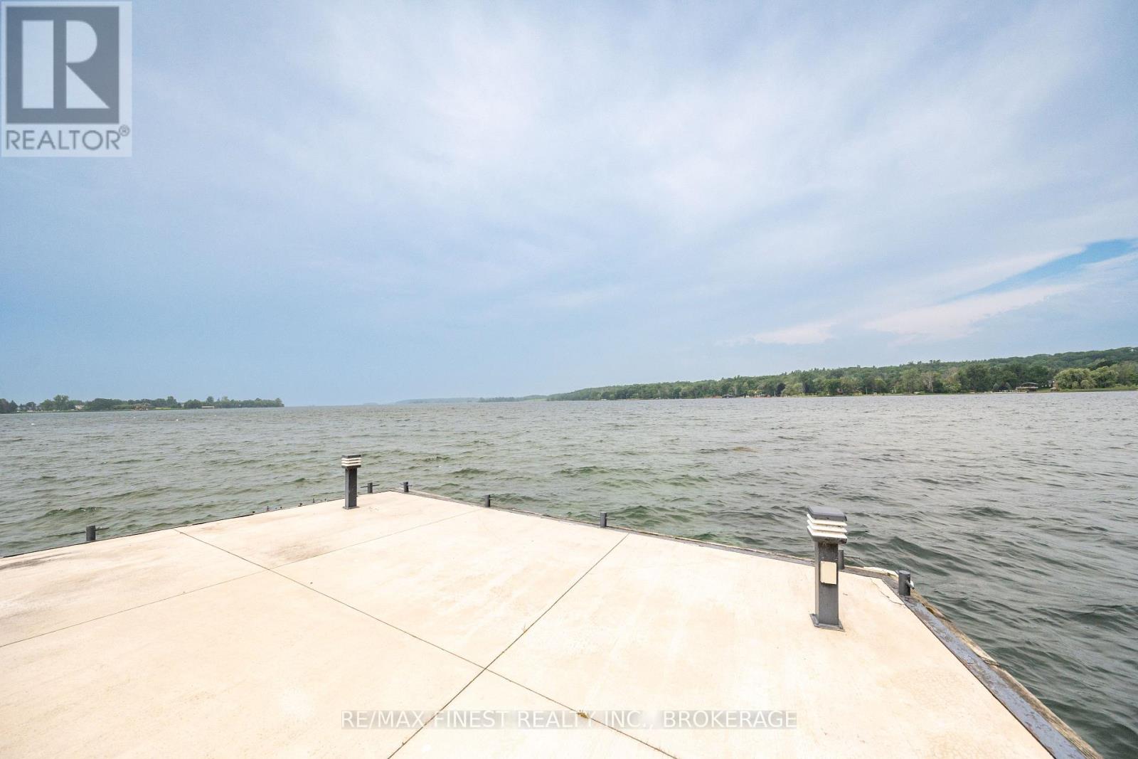 32 Howe Island Drive Property Photo 39