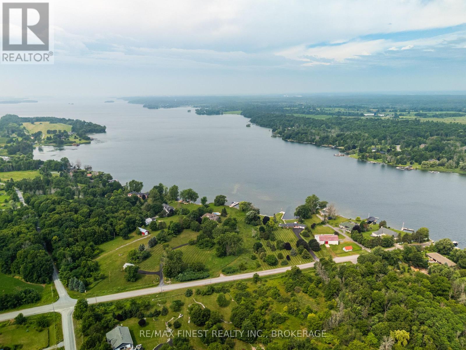 32 Howe Island Drive Property Photo 48