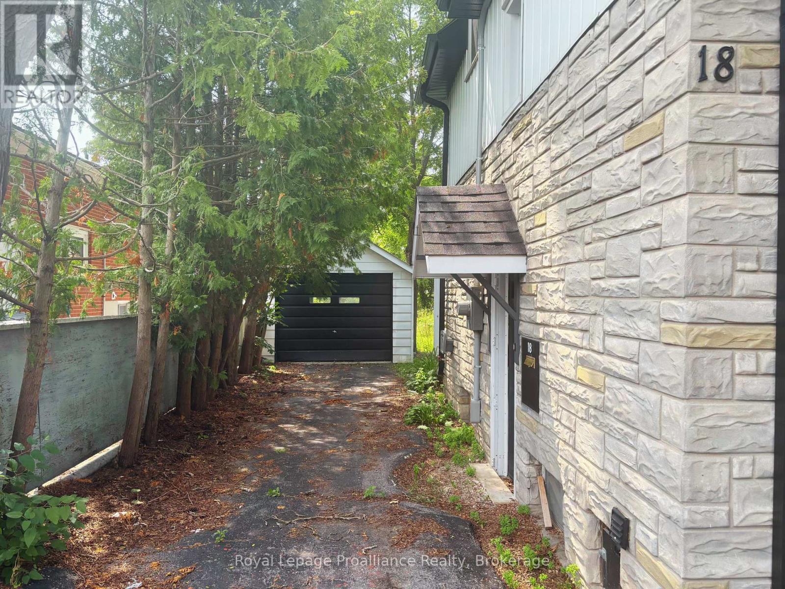 18 Ritchie Avenue Property Photo 2