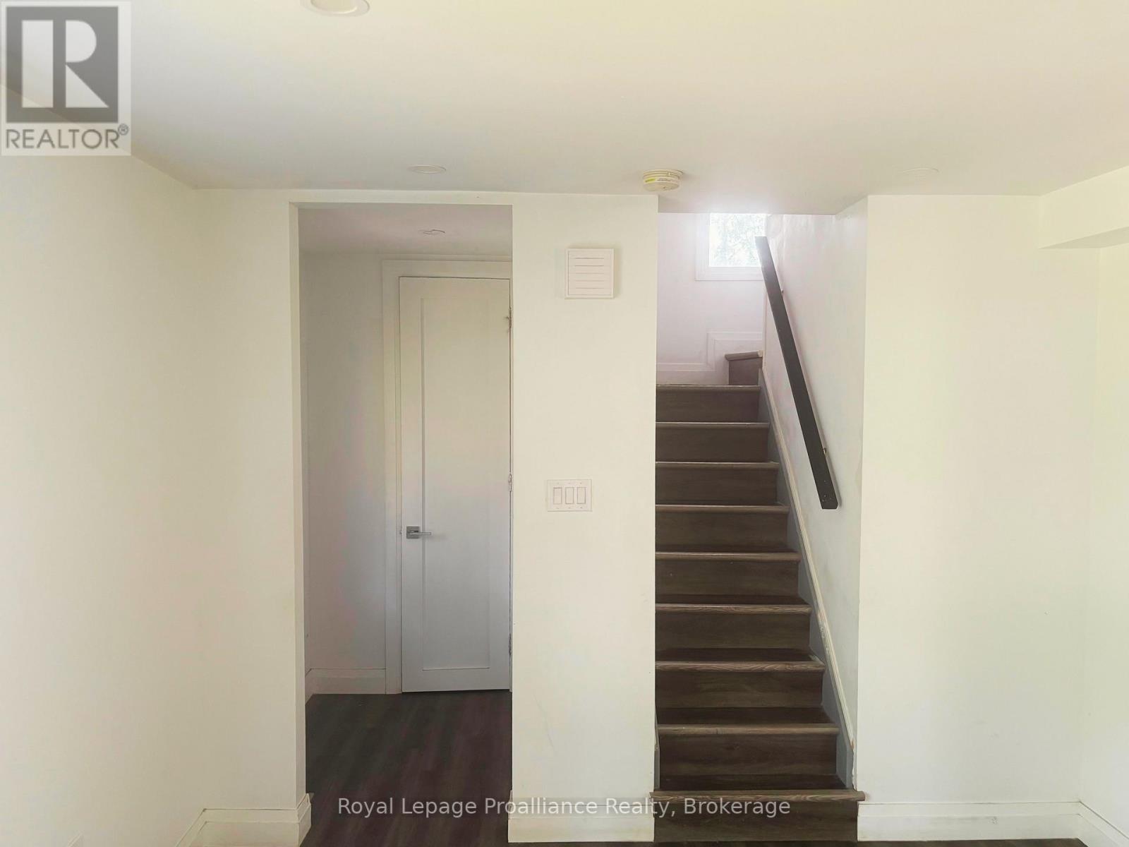 18 Ritchie Avenue Property Photo 4