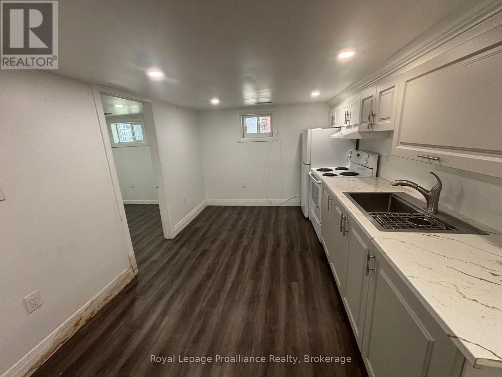 18 Ritchie Avenue Property Photo 15