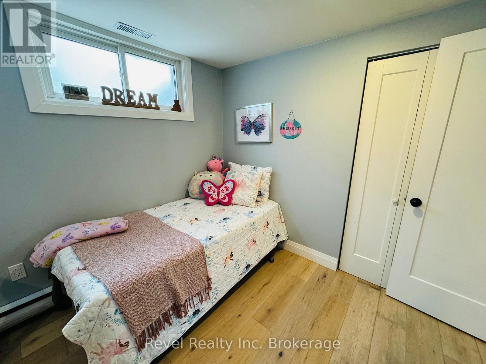 541 Donald Street Property Photo 27