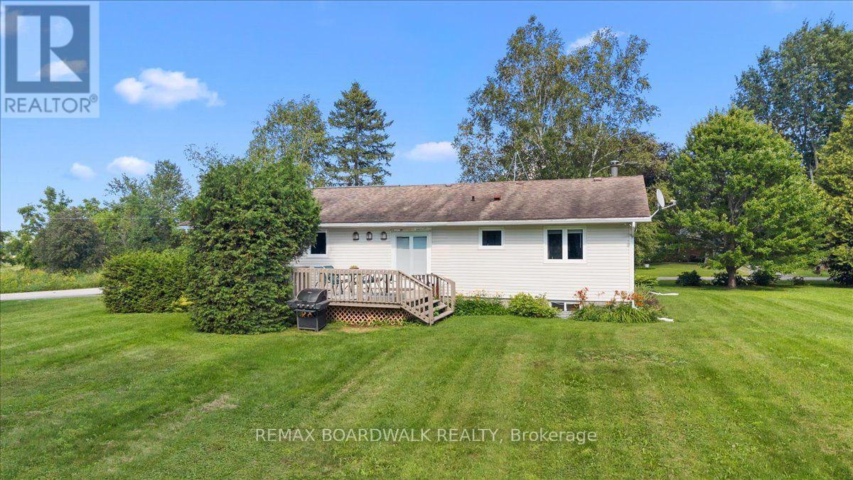201 Linda Loop Property Photo 31