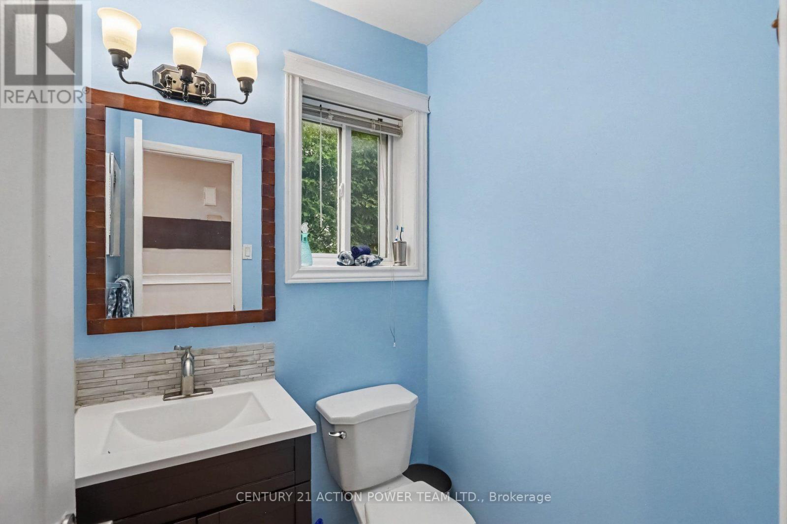 1675 Lacombe Drive Property Photo 11