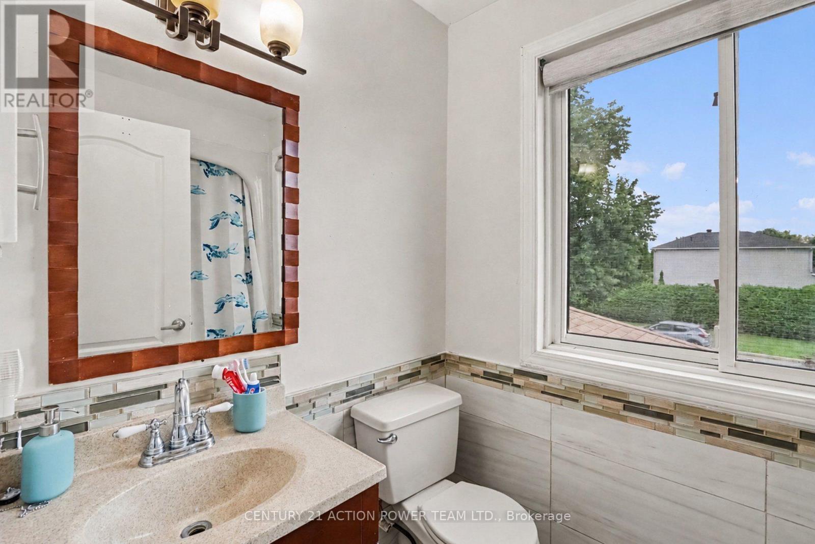 1675 Lacombe Drive Property Photo 22