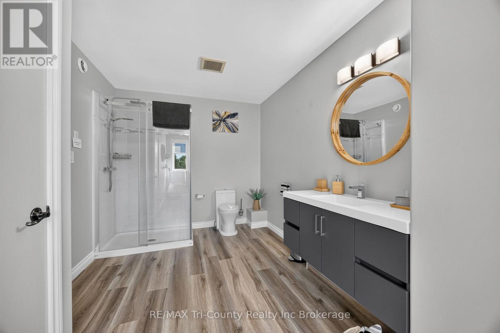 55468 Best Line Property Photo 33