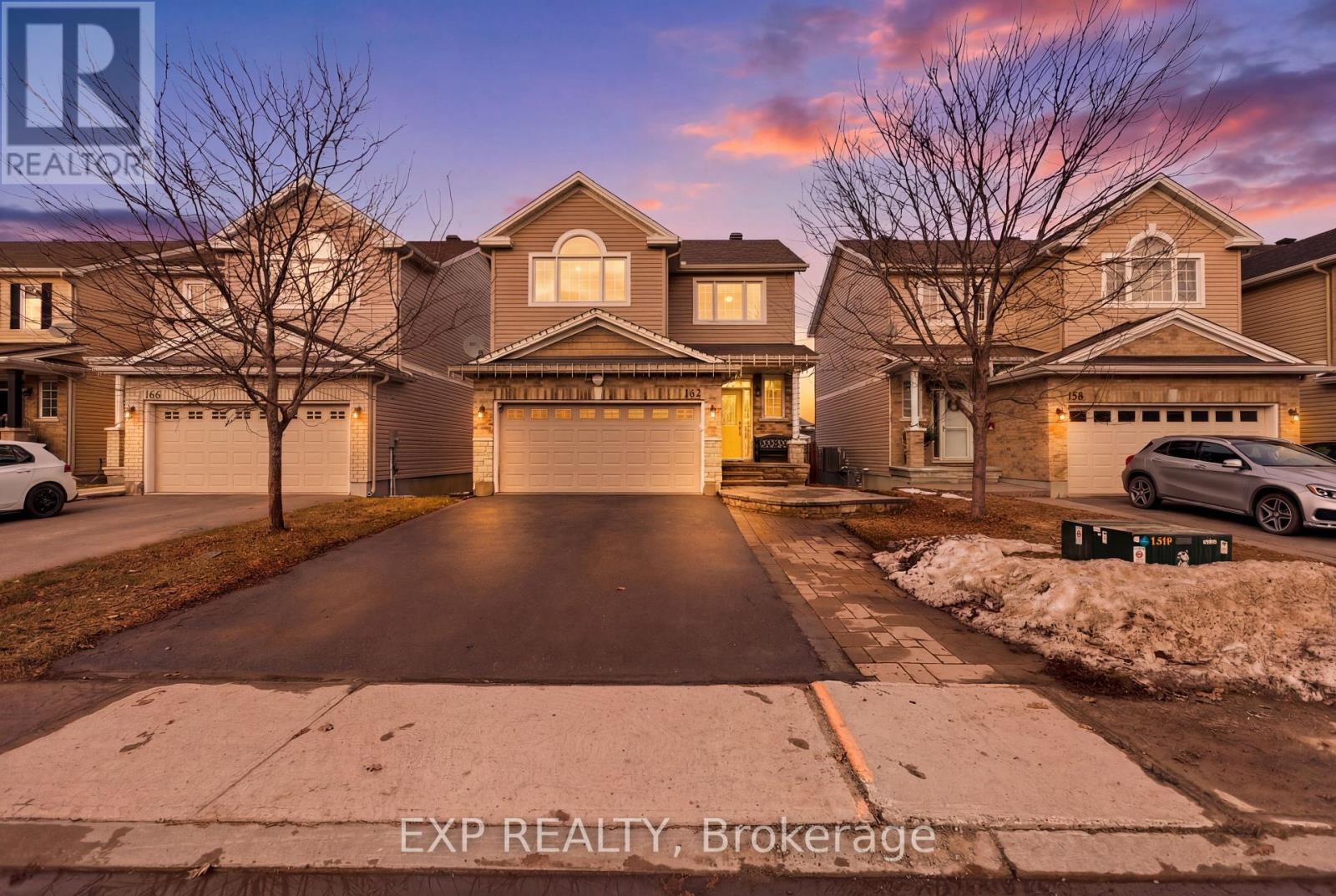 162 Bert Hall Street Property Photo 2