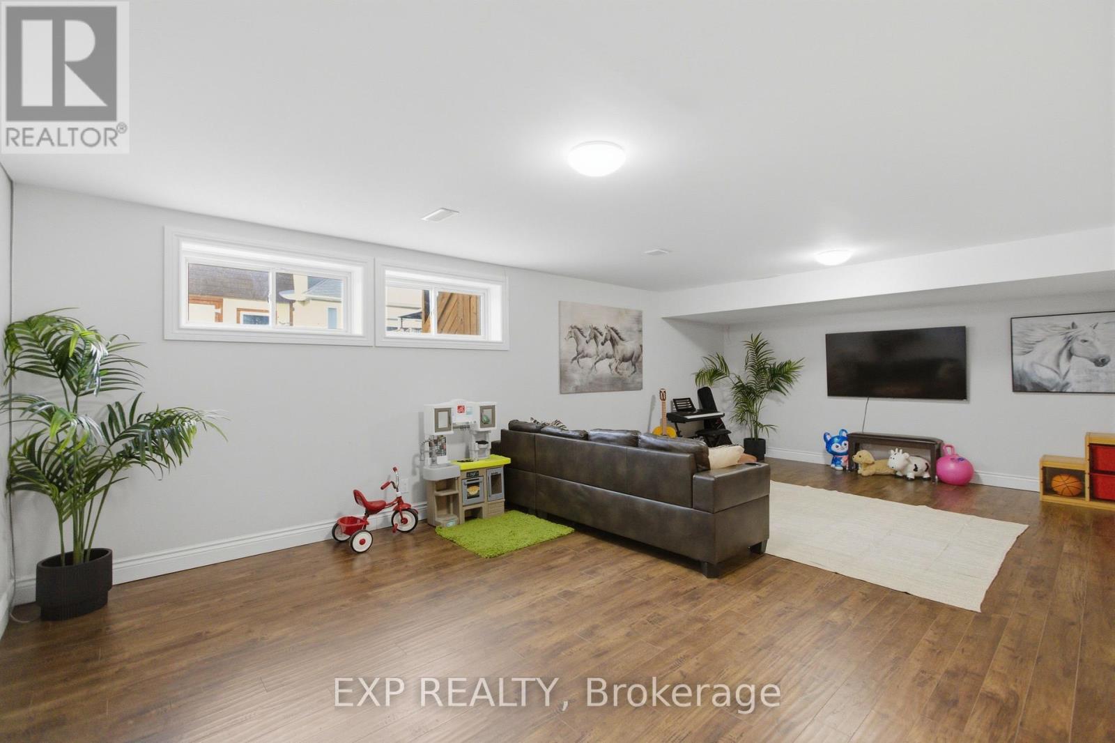 162 Bert Hall Street Property Photo 26