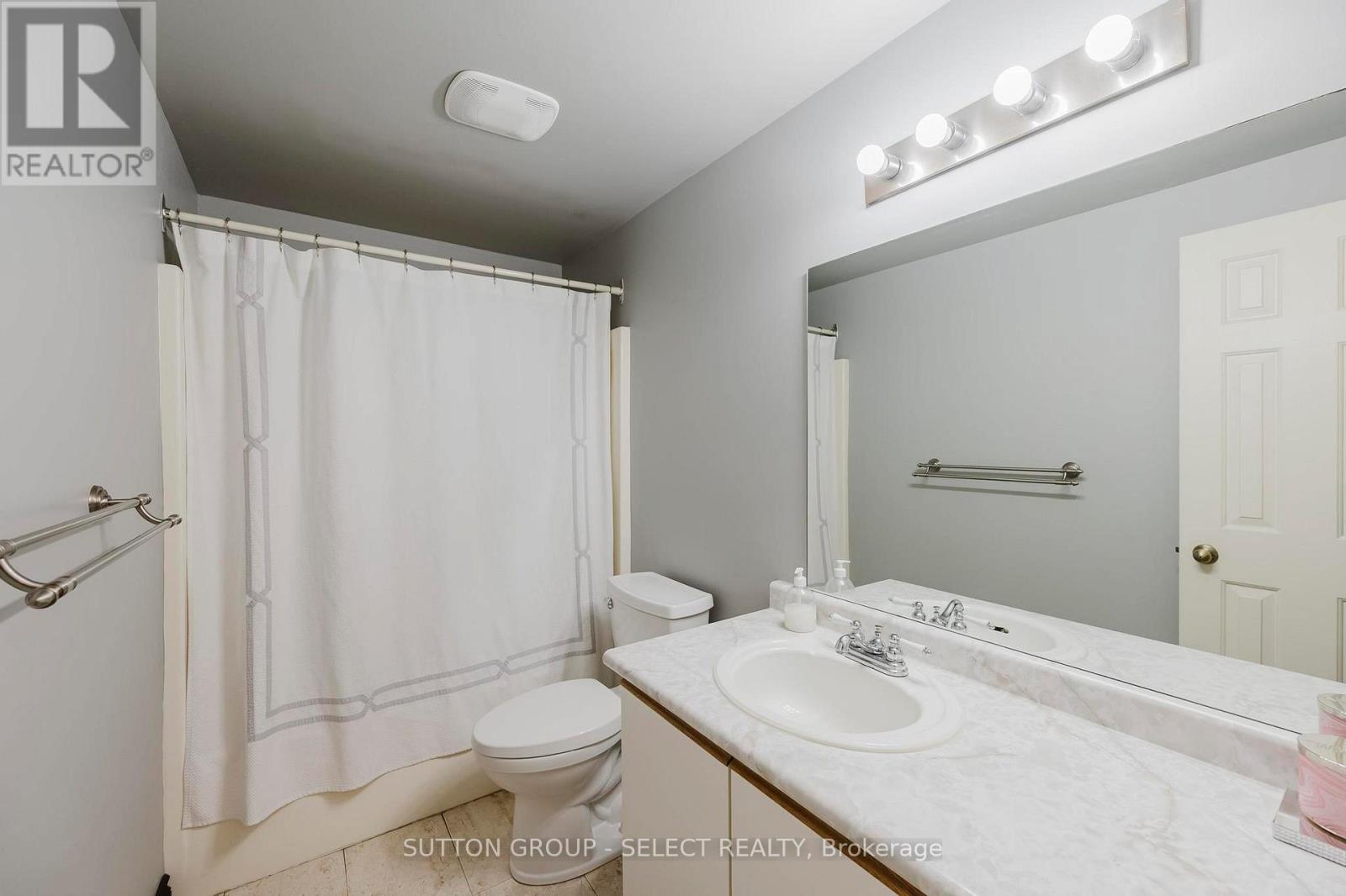 11 - 151 Martinet Avenue Property Photo 12