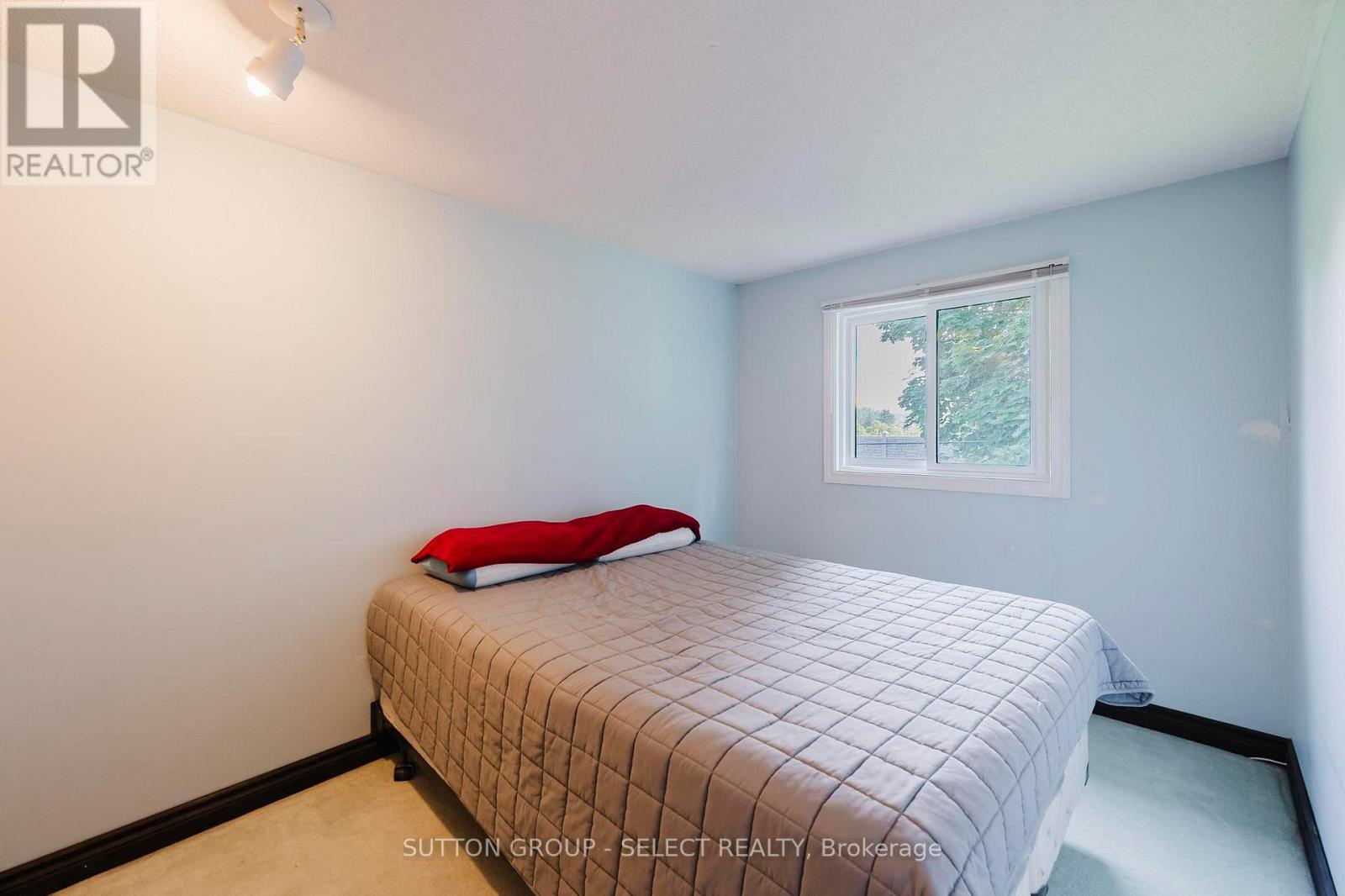 11 - 151 Martinet Avenue Property Photo 13