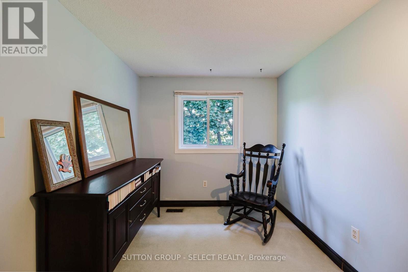 11 - 151 Martinet Avenue Property Photo 15