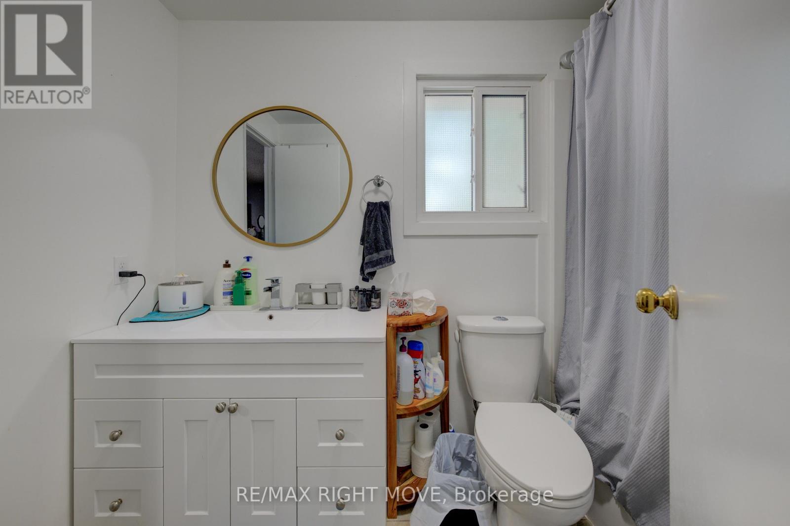 3 - 486 Springbank Avenue N Property Photo 32