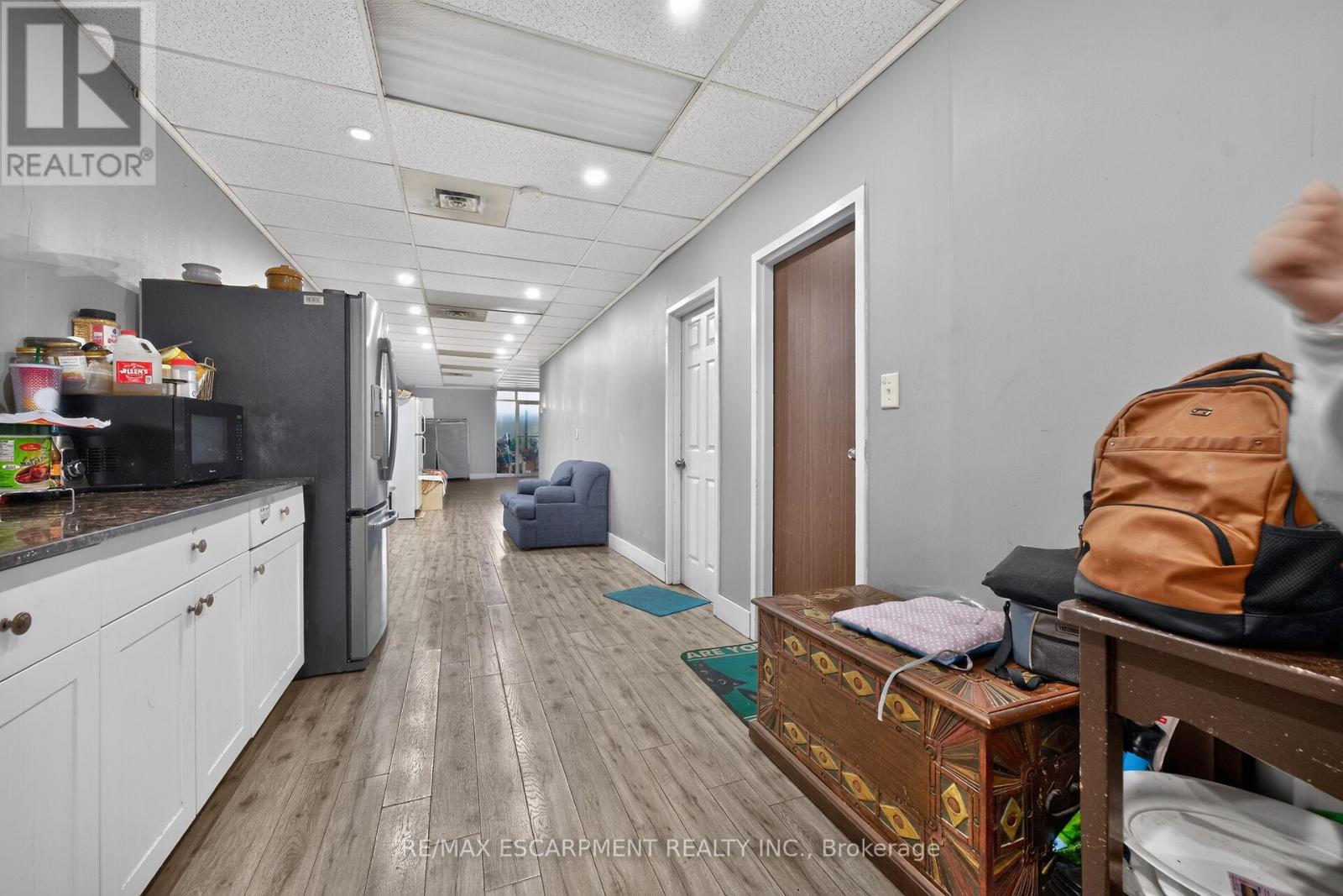 1292 Barton Street E Property Photo 15