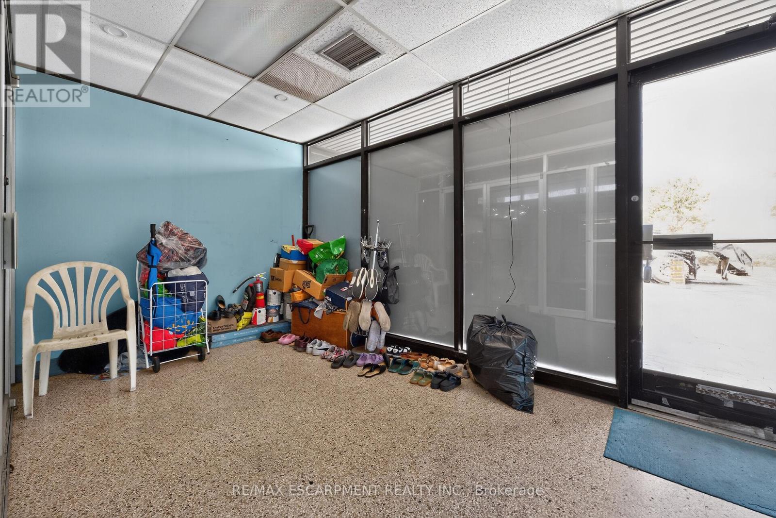 1292 Barton Street E Property Photo 16