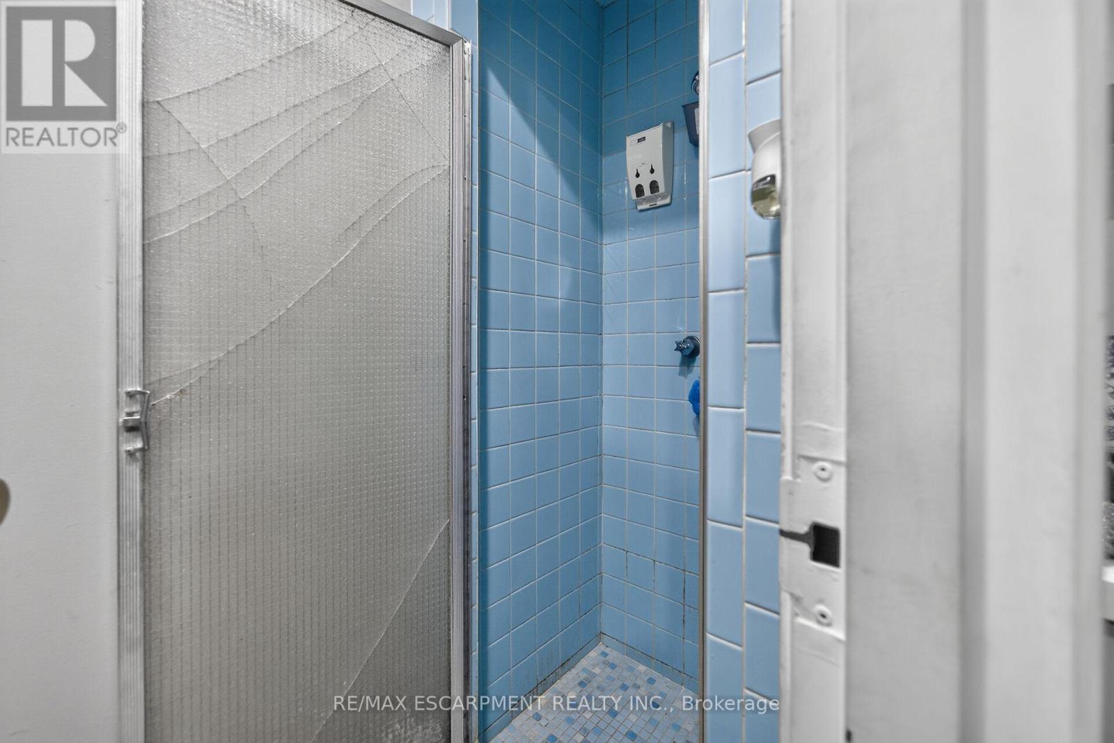 1292 Barton Street E Property Photo 35
