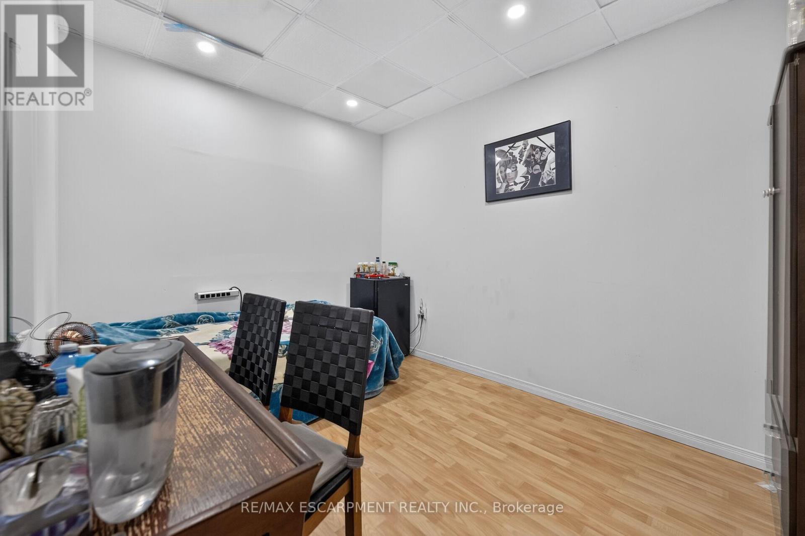 1292 Barton Street E Property Photo 36