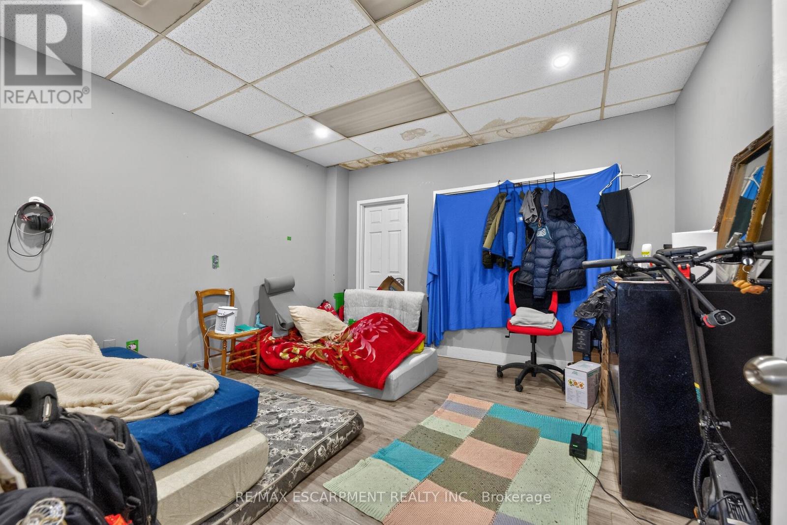 1292 Barton Street E Property Photo 46