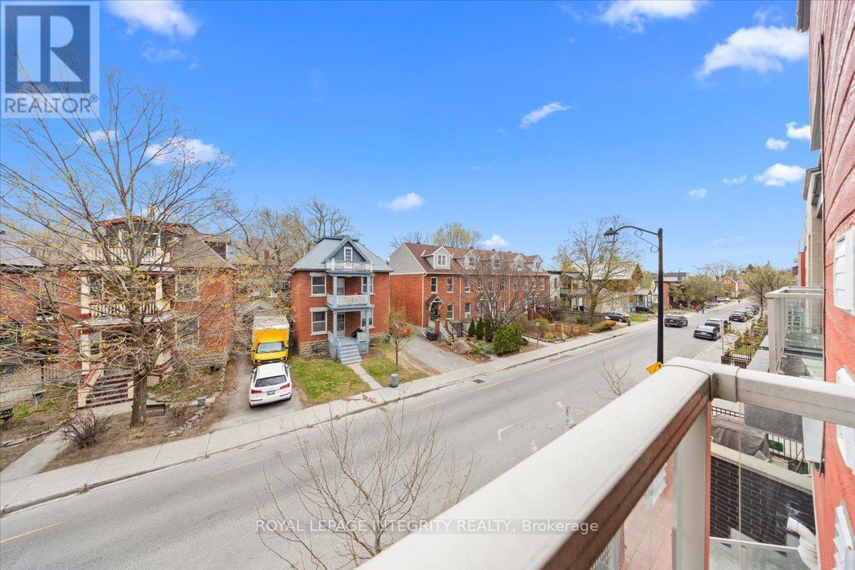 9 - 78 Holmwood Avenue Property Photo 33