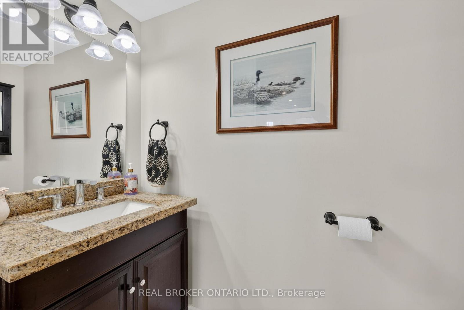 50 Masters Crescent W Property Photo 13