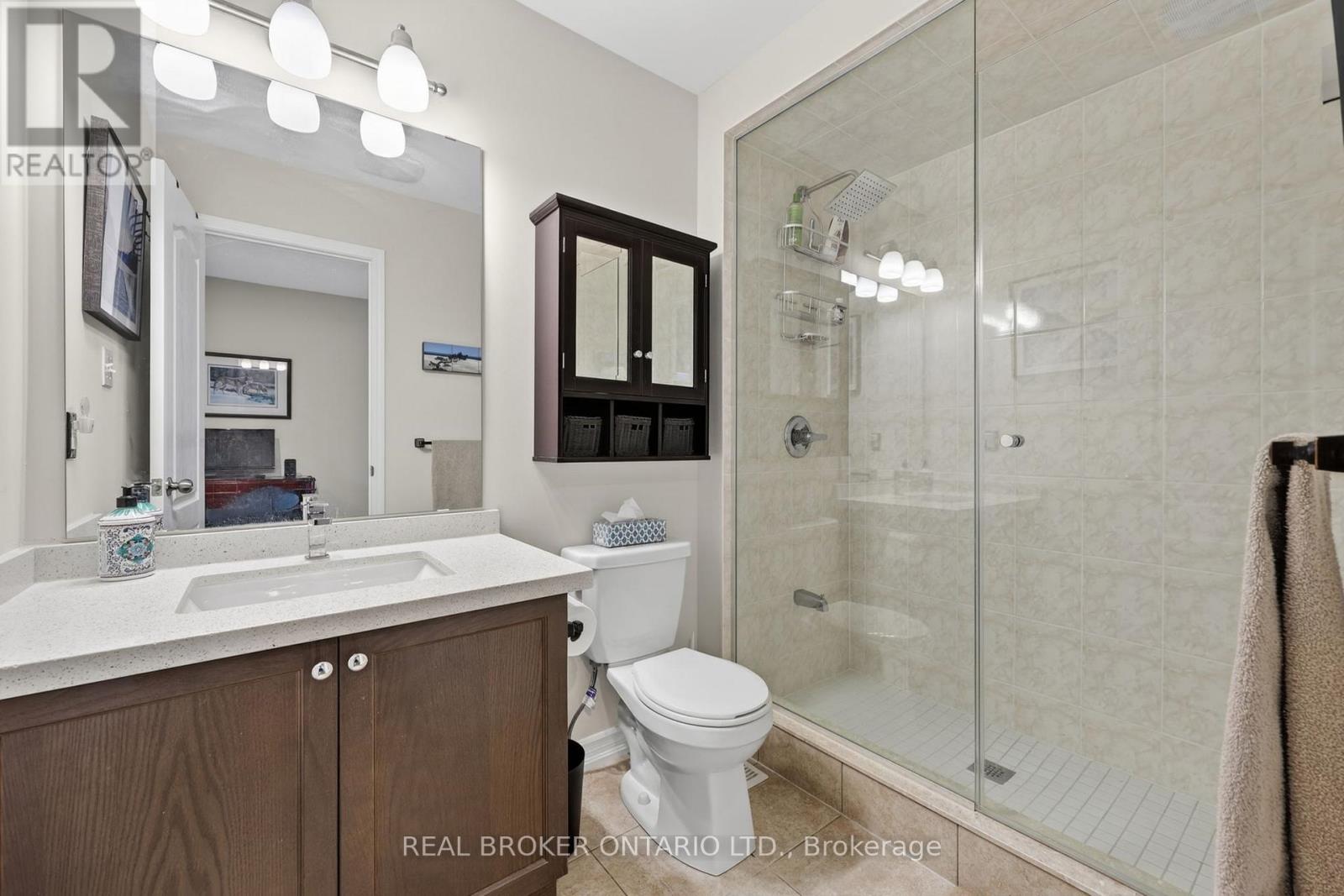 50 Masters Crescent W Property Photo 19