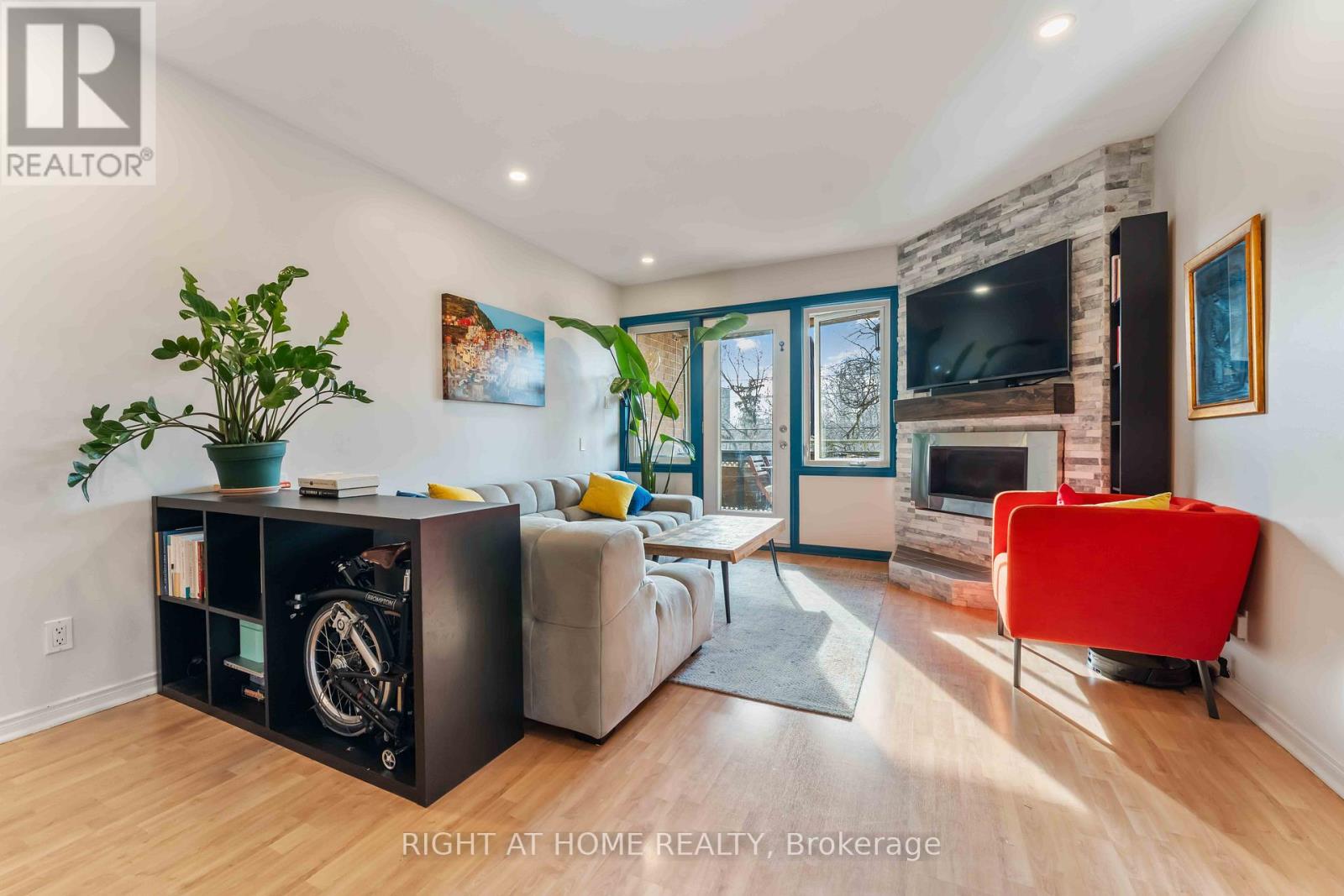 6 - 2 Columbus Avenue Property Photo 6