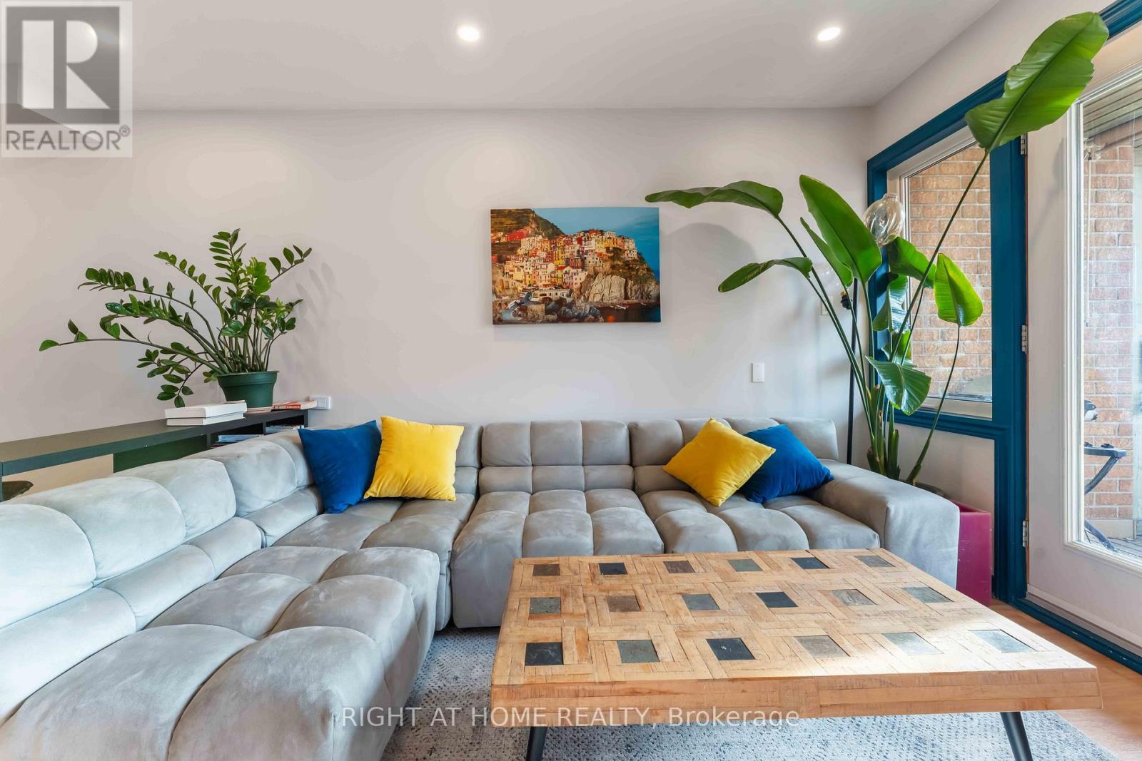 6 - 2 Columbus Avenue Property Photo 9