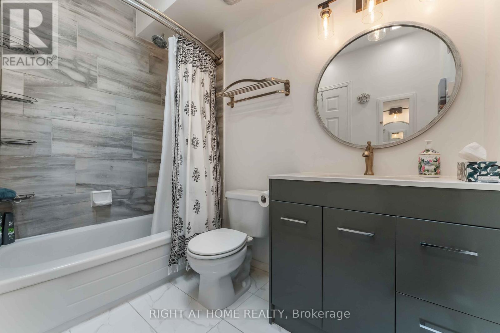 6 - 2 Columbus Avenue Property Photo 18