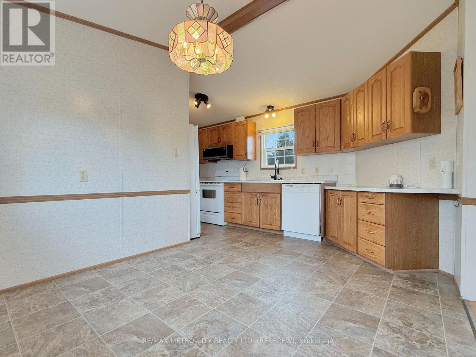 34 Sunset Lane Property Photo 13