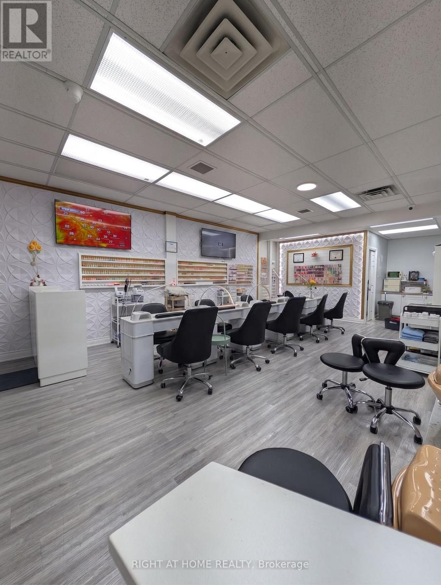 X13628756 Property Photo 2