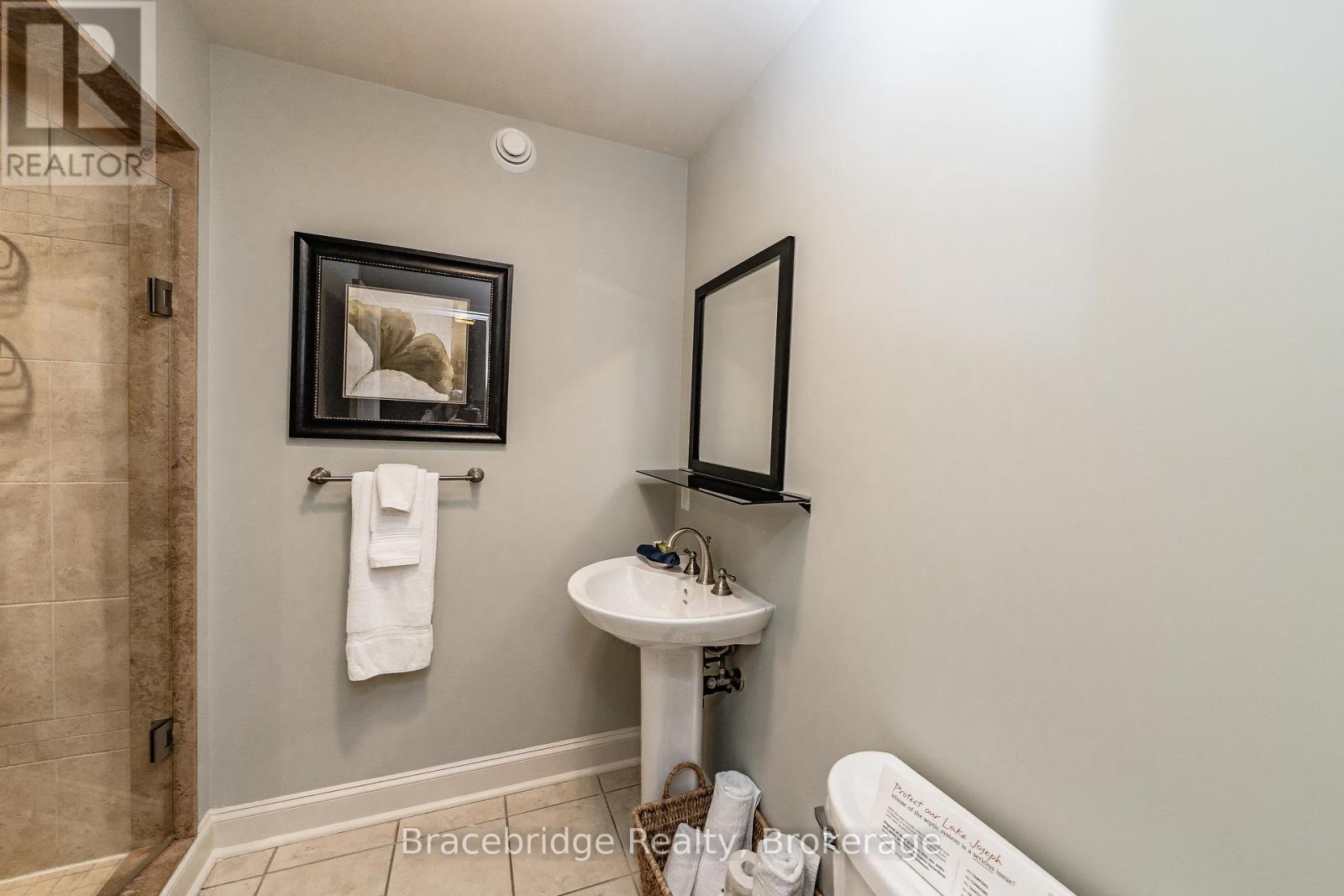 Carling 6 W2 - 3876 Muskoka Rd 118 Highway W Property Photo 22