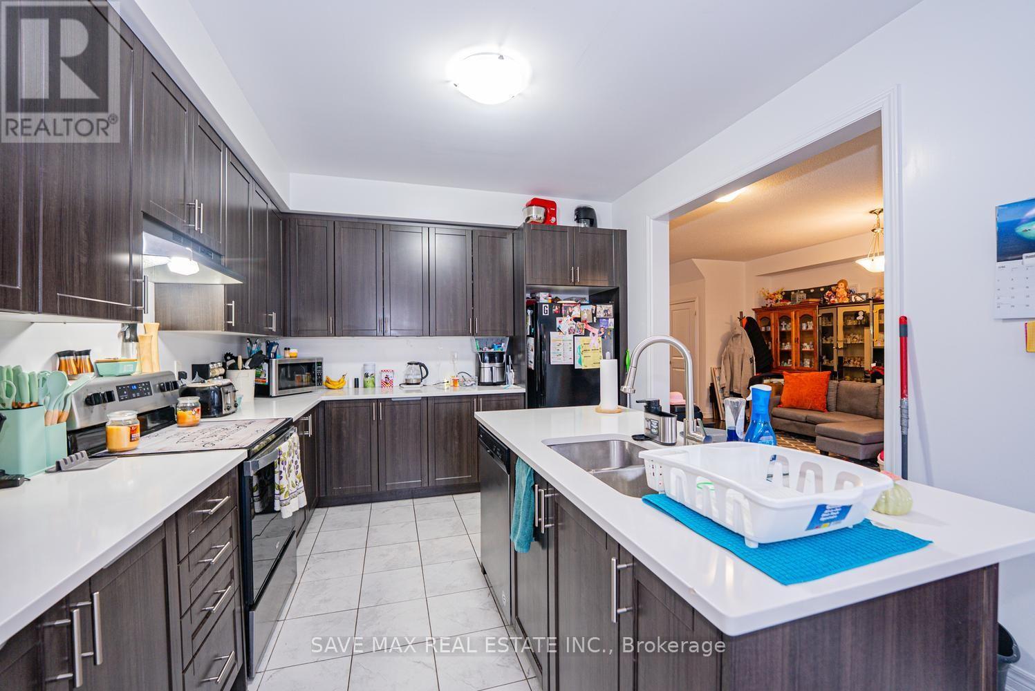 335 Ridley Crescent Property Photo 19