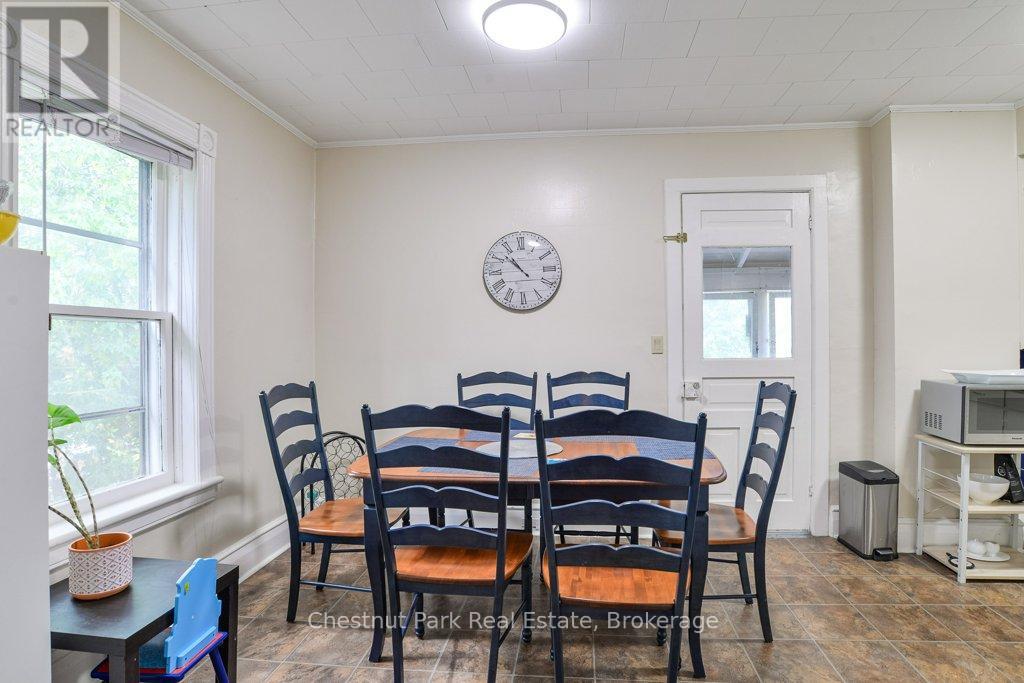 128 James Street Property Photo 3