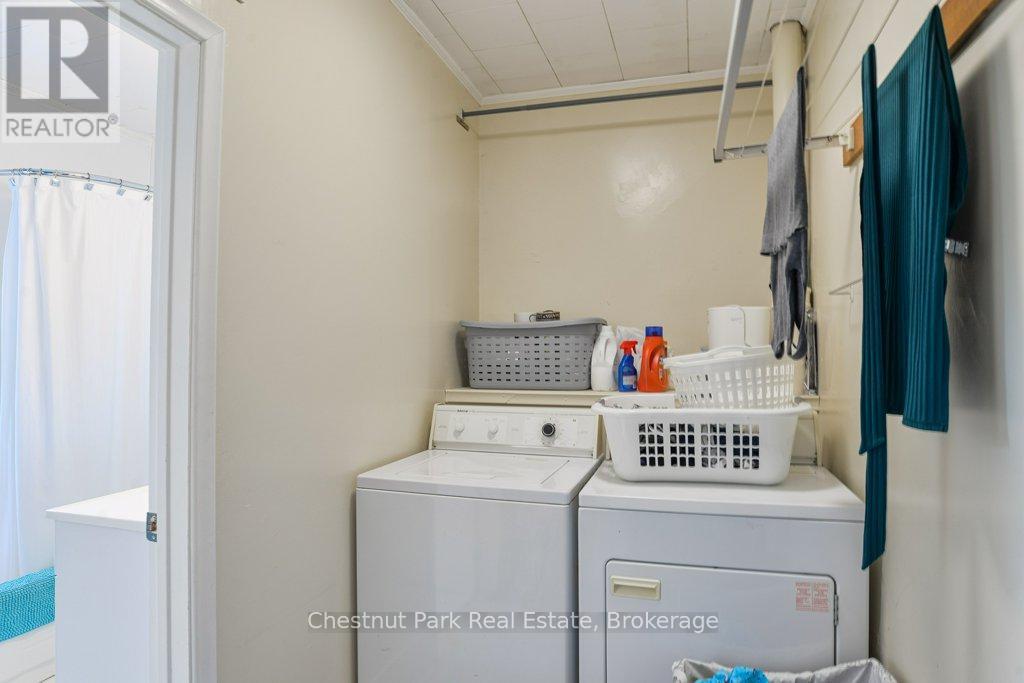 128 James Street Property Photo 10