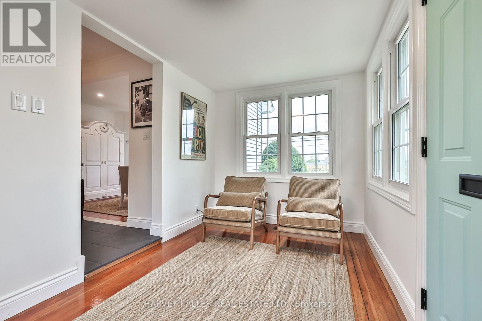 179 Niagara Street Property Photo 4
