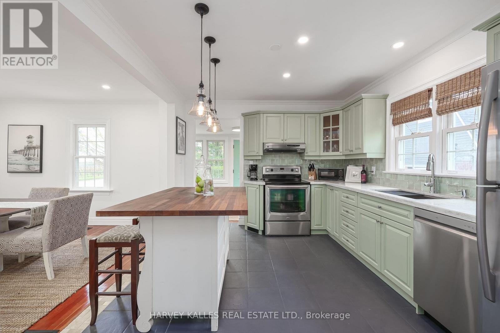 179 Niagara Street Property Photo 17