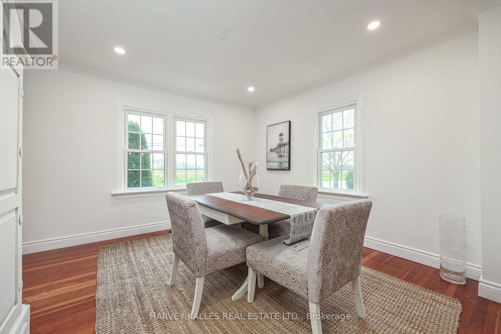 179 Niagara Street Property Photo 18