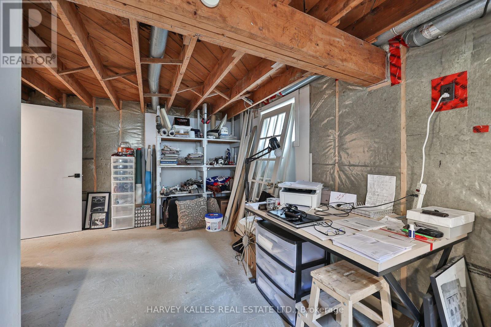 179 Niagara Street Property Photo 37