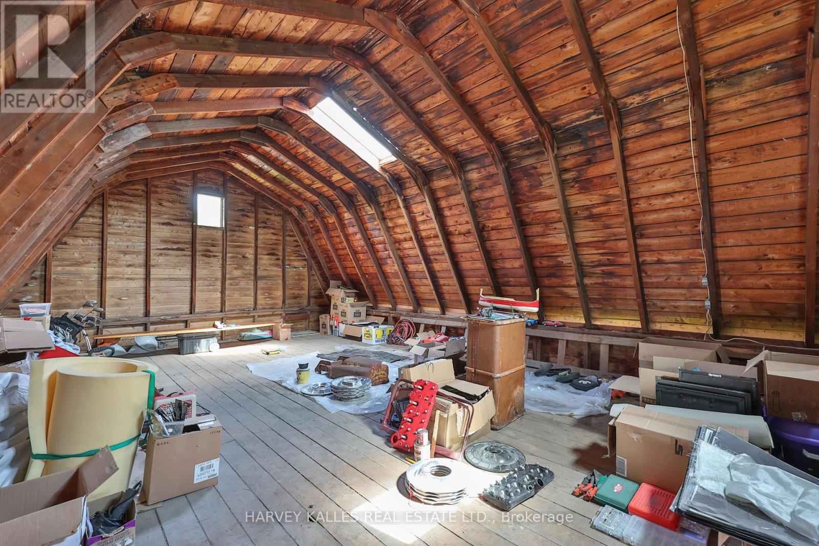 179 Niagara Street Property Photo 38