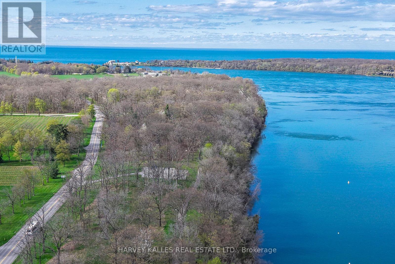 179 Niagara Street Property Photo 48