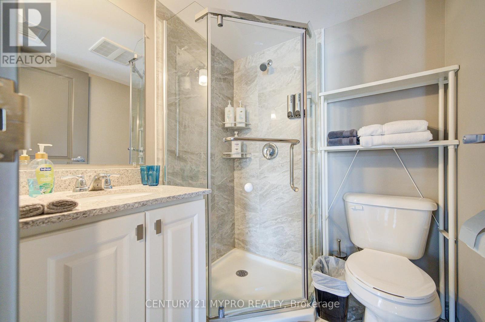 710 - 321 Spruce Street Property Photo 14