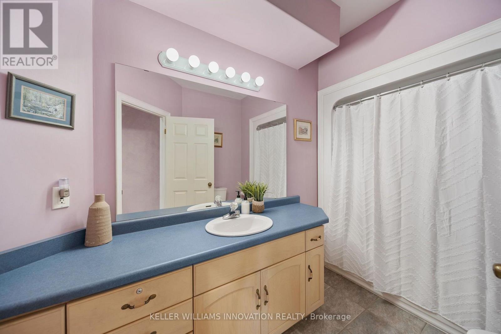 18 Featherstone Avenue Property Photo 20