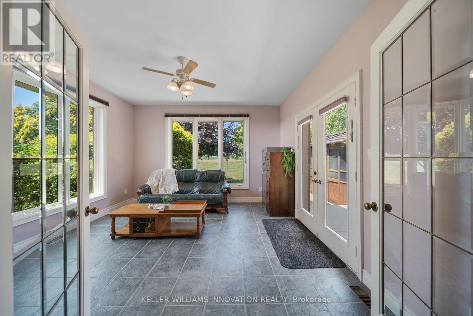 18 Featherstone Avenue Property Photo 25