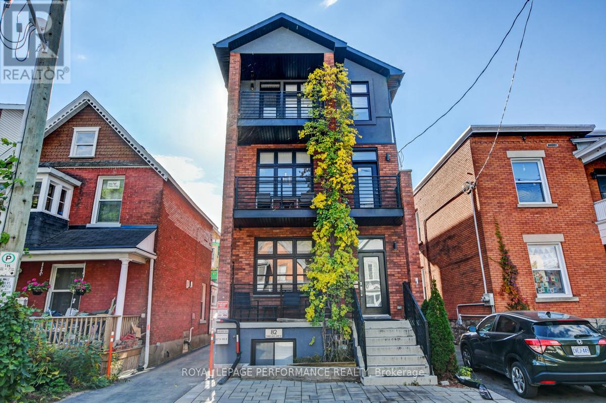 UNIT B - 82 THIRD AVENUE Property Photo 1