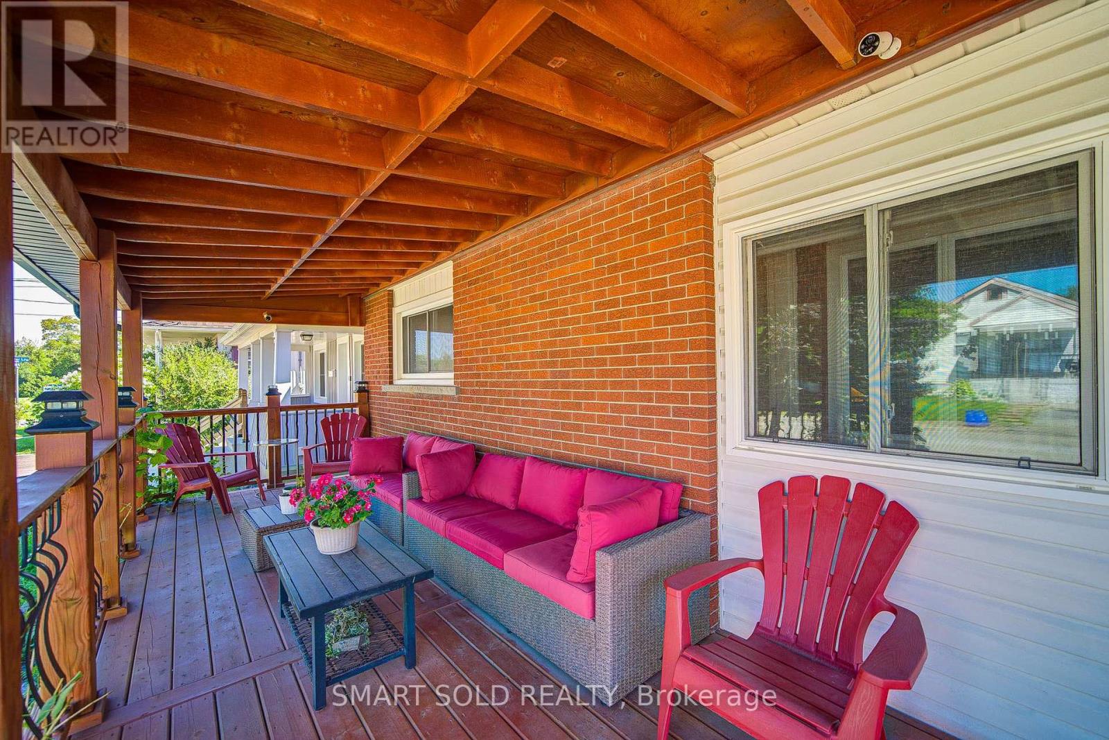 4096 Broughton Avenue Property Photo 2