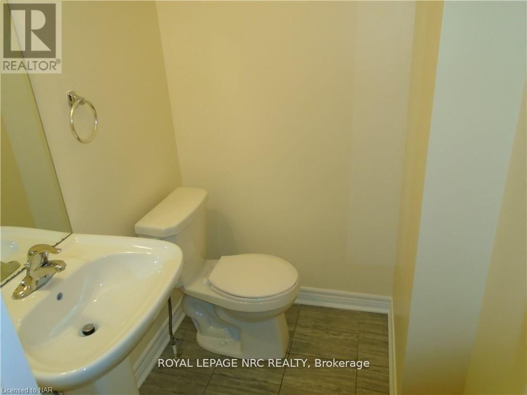 37 Sparkle Drive Property Photo 4