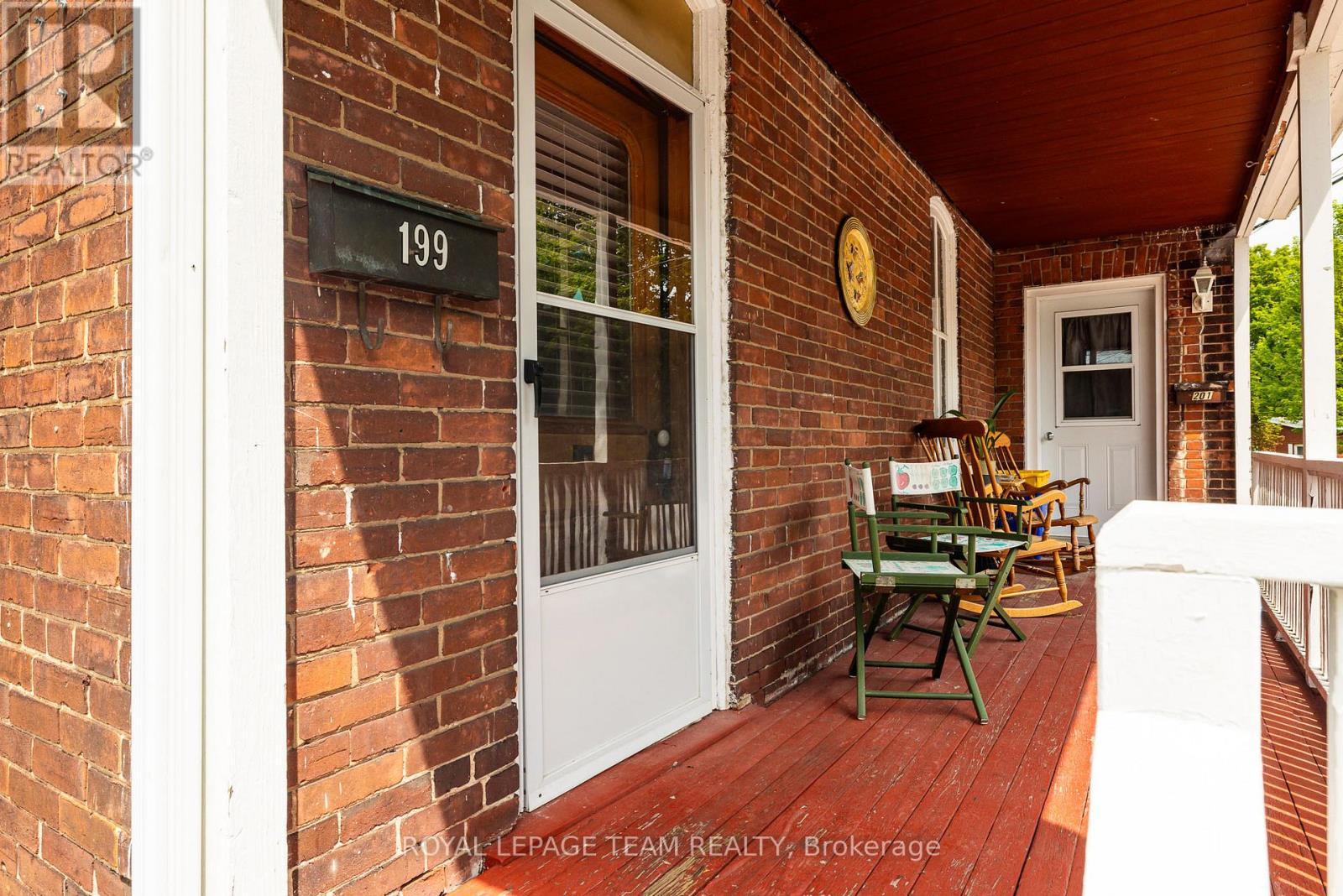 199-201 William Street Property Photo 4