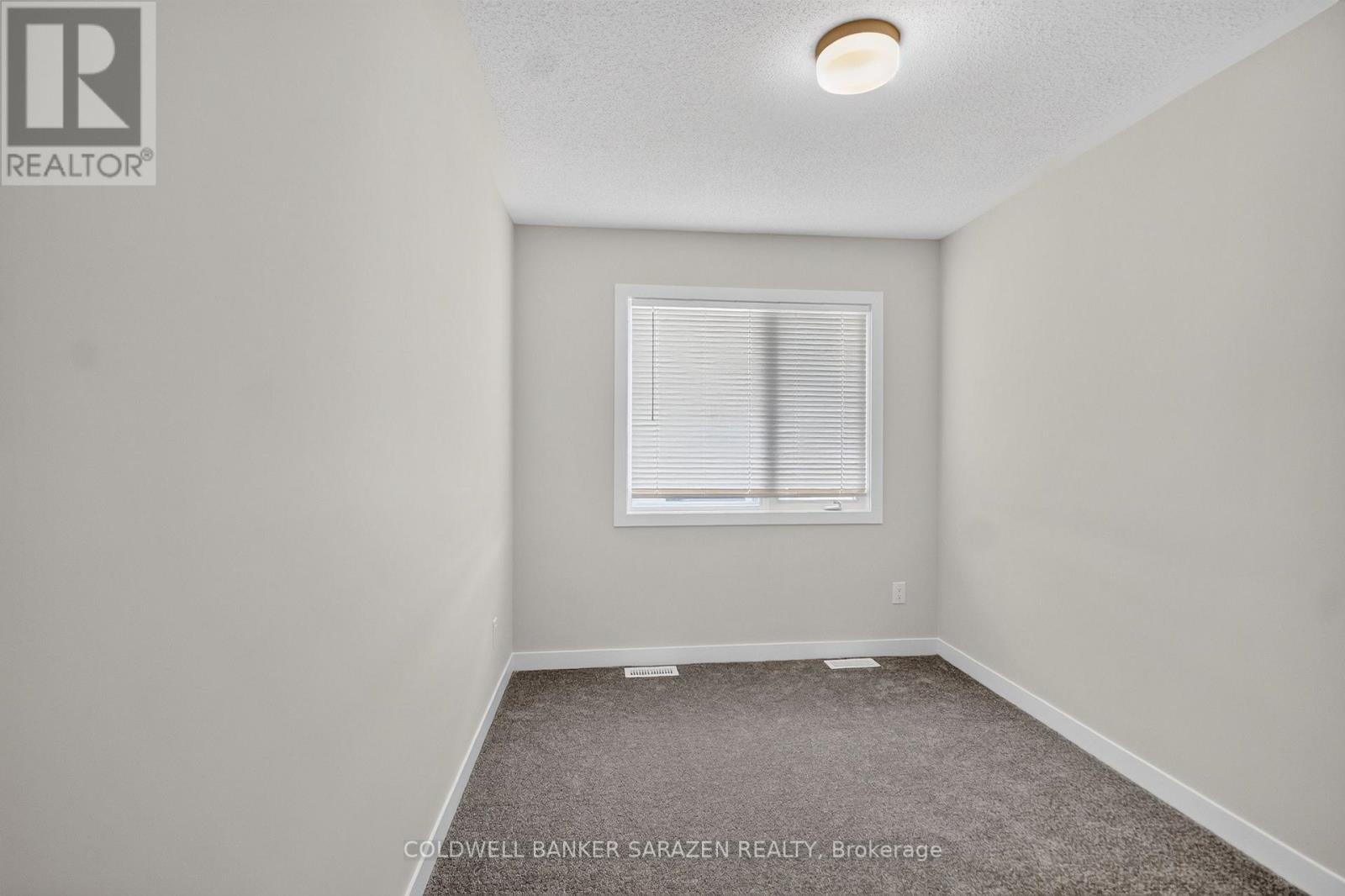 749 Haflinger Row Property Photo 30