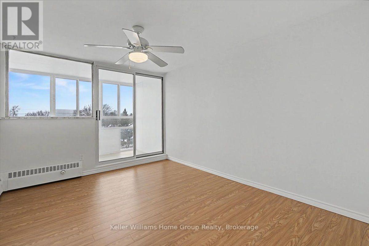 509 - 24 Midland Drive Property Photo 10