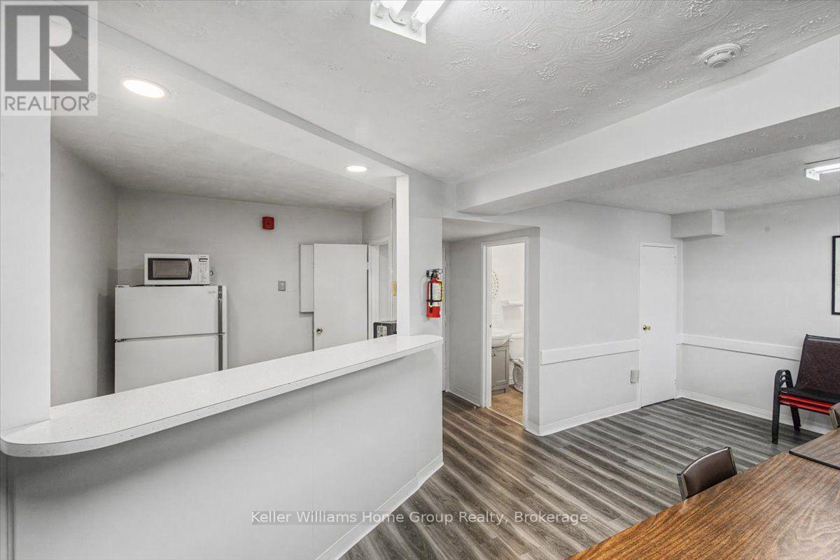 509 - 24 Midland Drive Property Photo 25